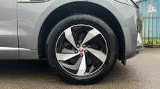 Jaguar F-Pace 2.0 P400e R-Dynamic SE 5dr Auto AWD Estate